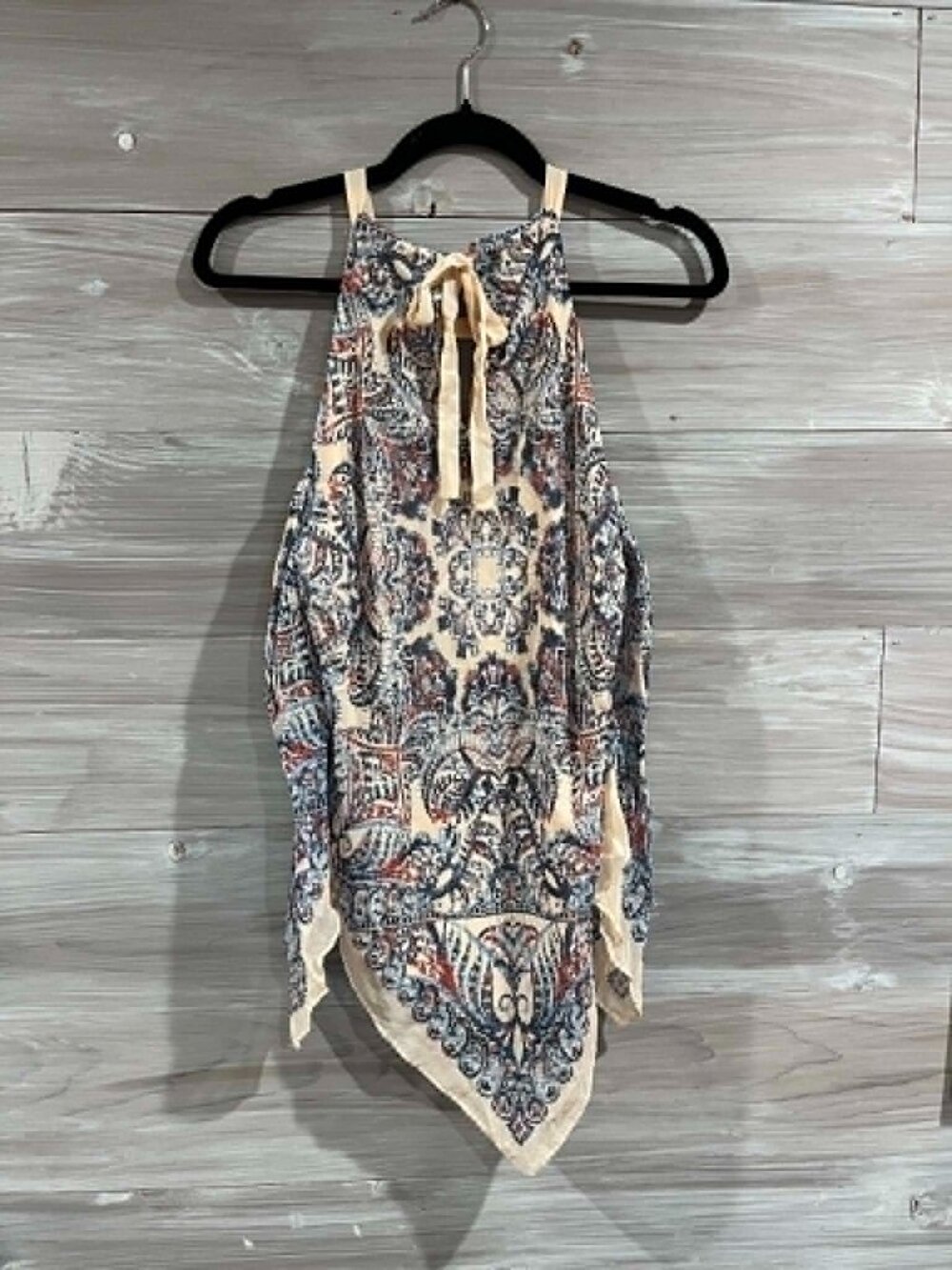 100% silk BCBG Maxazria blouse tanktop